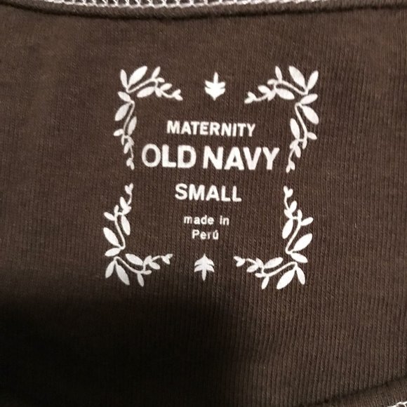 Old Navy It's A Girl Maternity T-Shirt - Picture 4 of 6